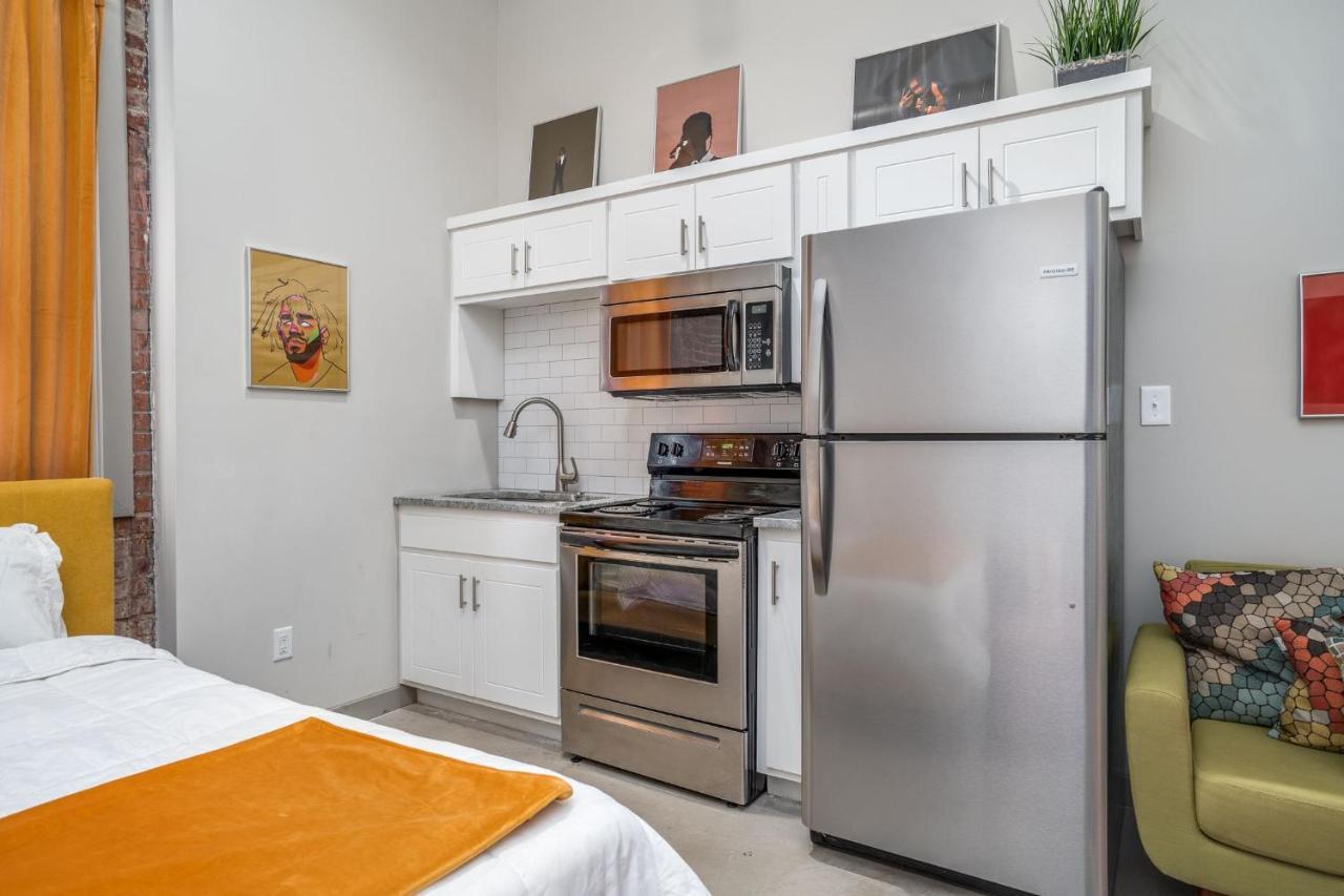 The Davis Lofts At Main Street - Unit 1E Apartment ร็อกกี้เมาท์ ภายนอก รูปภาพ